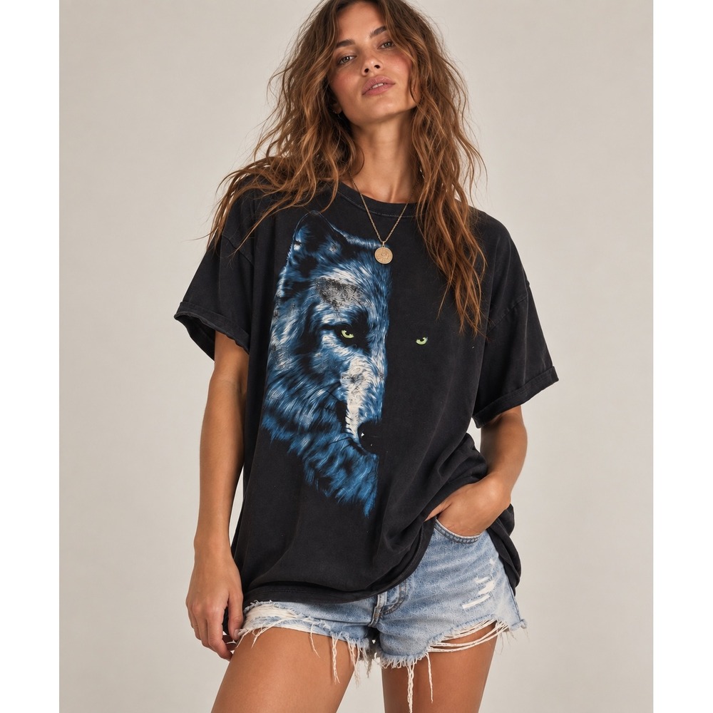 Oversized Wolf Graphic T-Shirt Faded Black Blue Animal Print Tee Streetwear